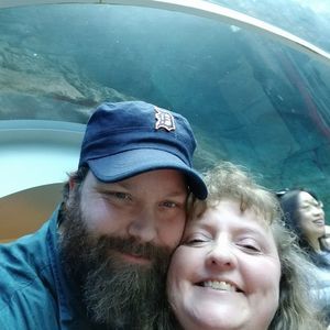 Meet your Posher, Tom